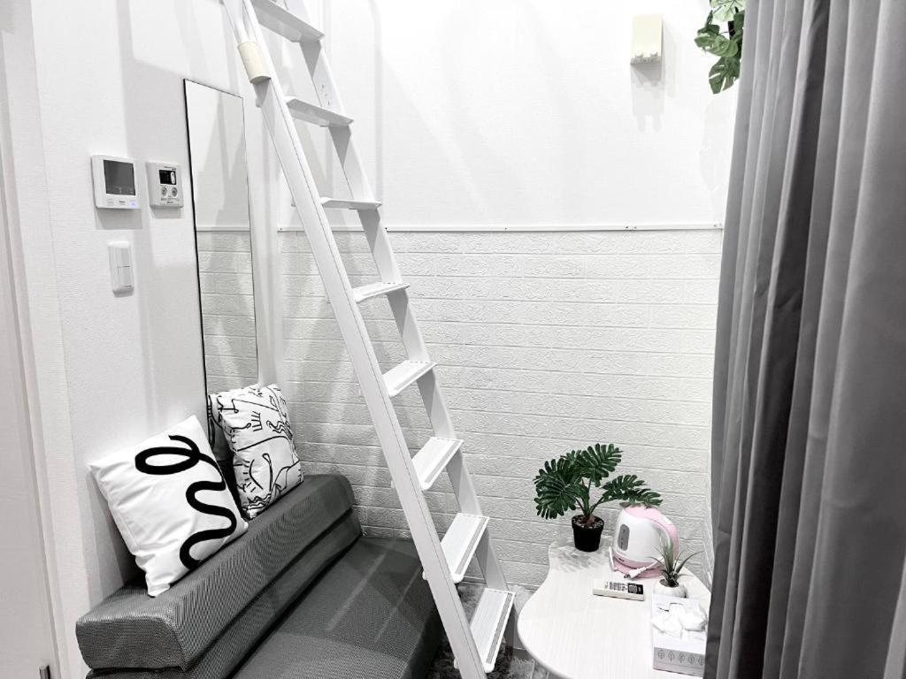 Homestay Shinjuku Shinokubo 駅近 A2